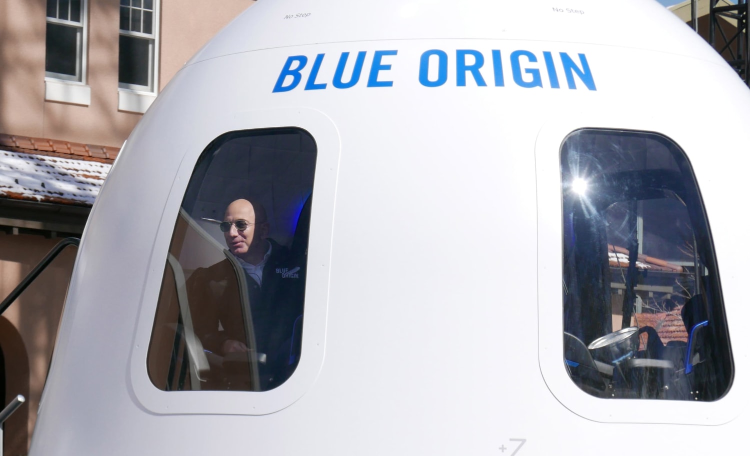 Jeff Bezos will fly on the first passenger spaceflight of his company Blue Origin in July