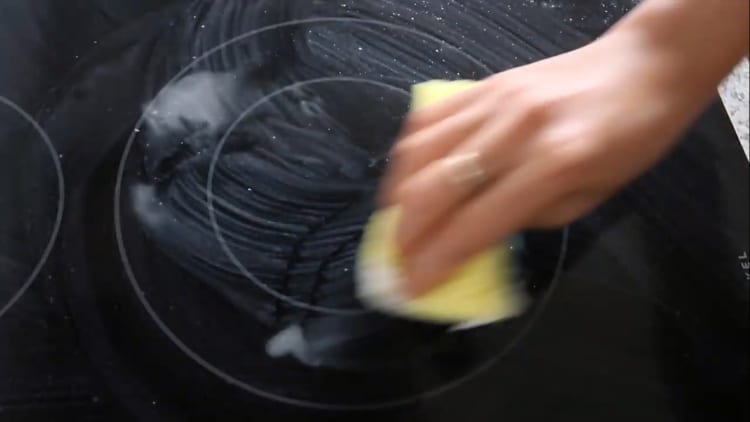 How To Clean An Induction Cooktop [MOST EFFECTIVE, QUICK]