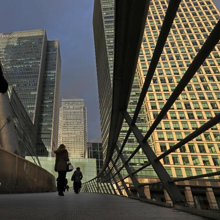 UK markets watchdog overhauls bank overdraft charges