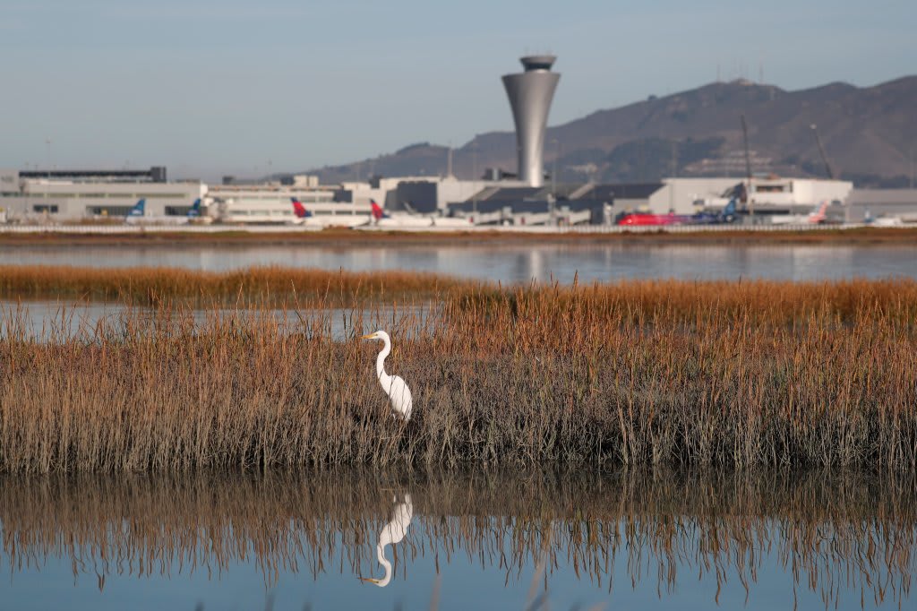 SFO plans to surround airport with 10-mile wall to protect against rising bay waters