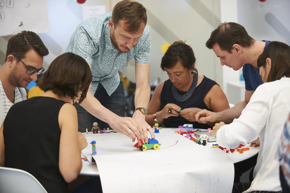 Using Lego to show the advantages of an Agile approach to software development