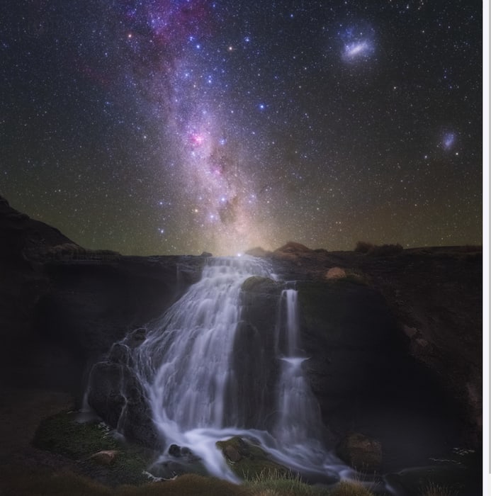 APOD: 2019 January 12 - Milky Way Falls