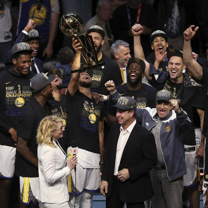 Warriors named Sports Illustrated's Sportsperson of Year