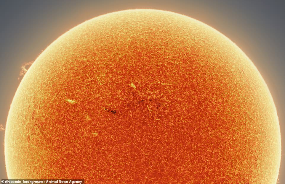 Astrophotographer snaps 'clearest ever photo of the Sun
