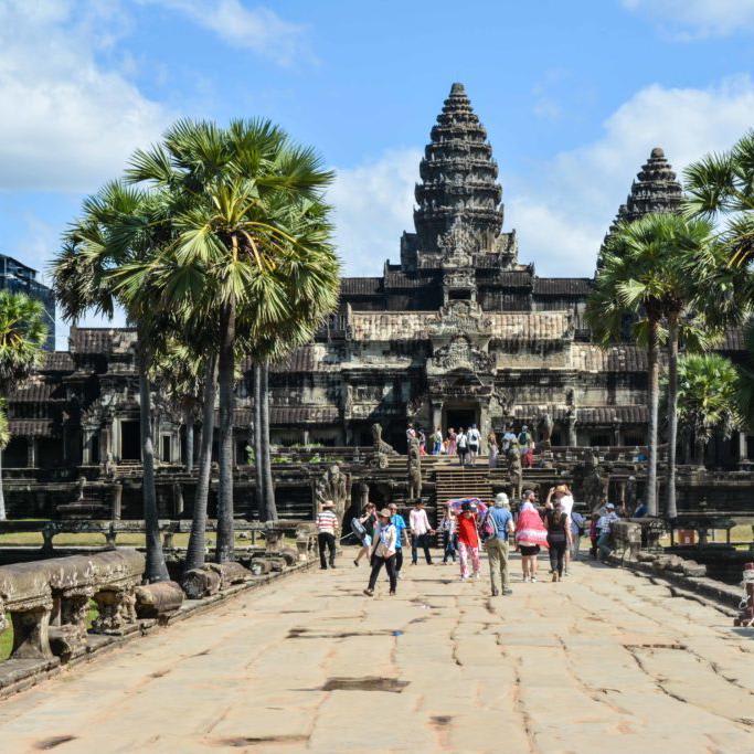 Visiting Angkor Wat - Highlights, Travel Tips & Itineraries - the unending journey