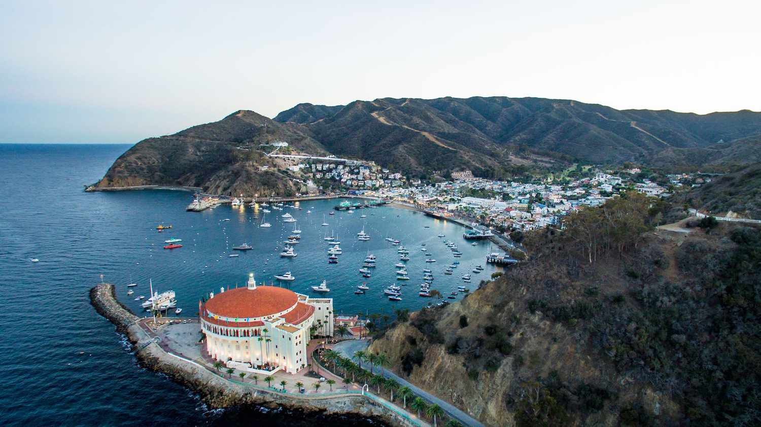 This Hotel on Catalina Island Is Celebrating Its 100th Birthday With $4.98 Rooms