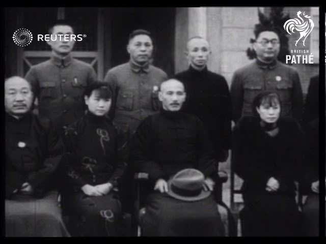 General Chiang Kai-shek returns home after being kidnapped (1936)