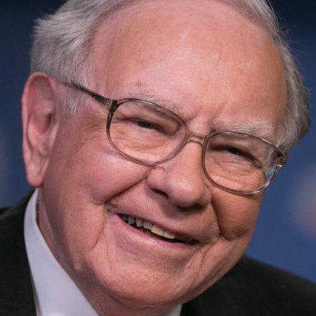 People Always Ask Warren Buffett Where They Should Go to Work. His Response Is the Best Career Advice You'll Hear Today