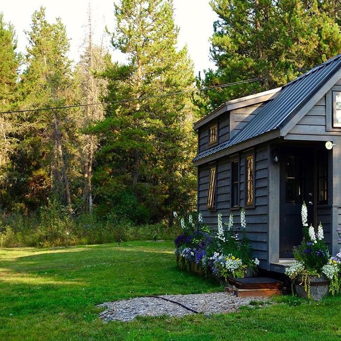 Tiny Houses Perfect for Your Mother-in-Law, Grown Kids or Guests