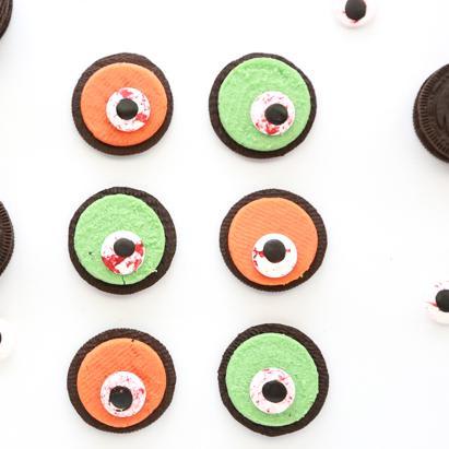 How to Make Zombie Eye Oreo Cookies for Halloween
