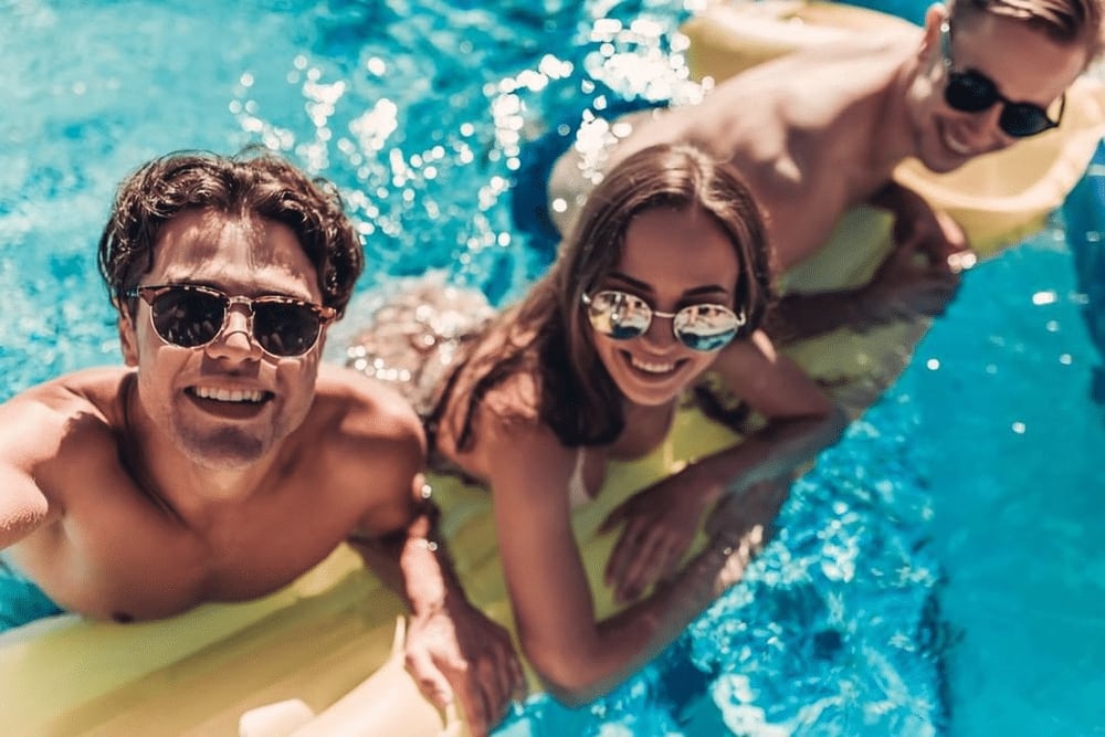 5 Best Inflatable Pool For Adults (Buying Guide)