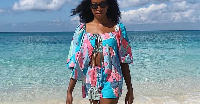 6 Outfits That Will Make You Feel Like You're on Vacation Even If You're Not