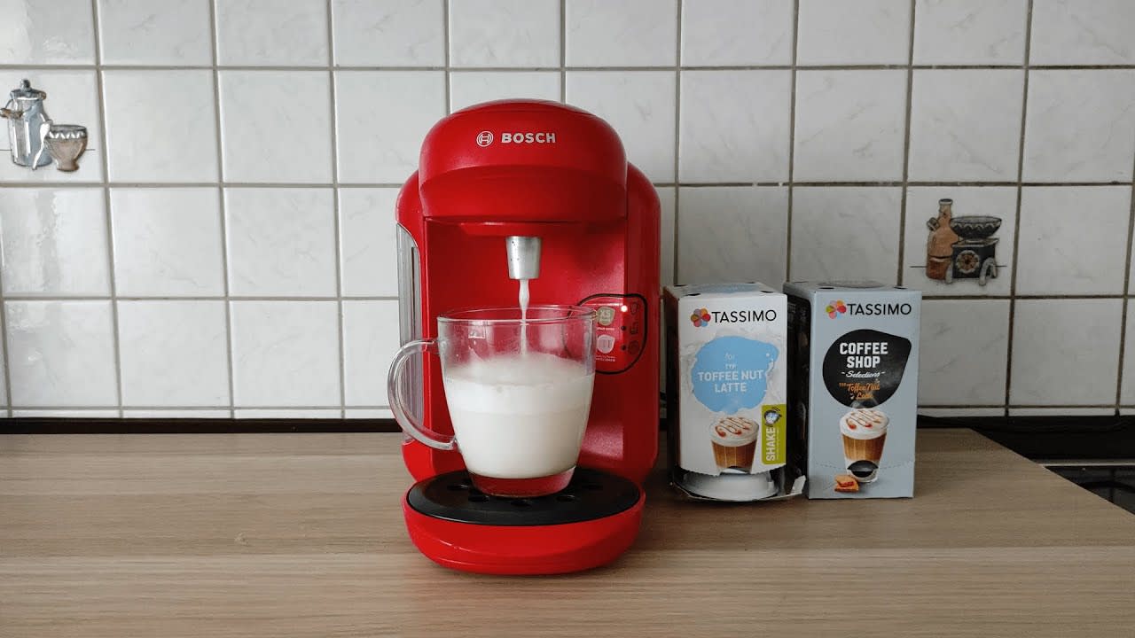 Bosch Tassimo Coffee Machine - Making a Toffee Nut Latte