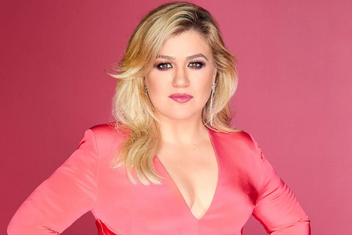 Kelly Clarkson Legally Hits Back at Father-in-Law amid Split, Demands Money Made off Her Be Returned