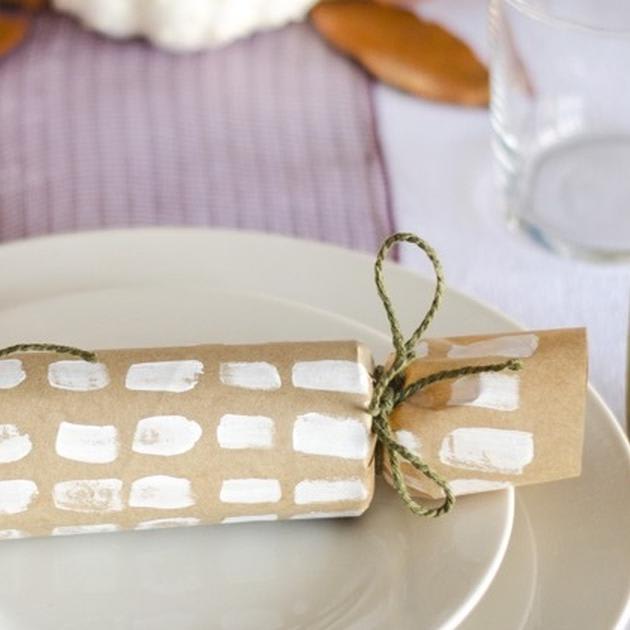 Thanksgiving Crackers: Conversation Starters that Really Snap!