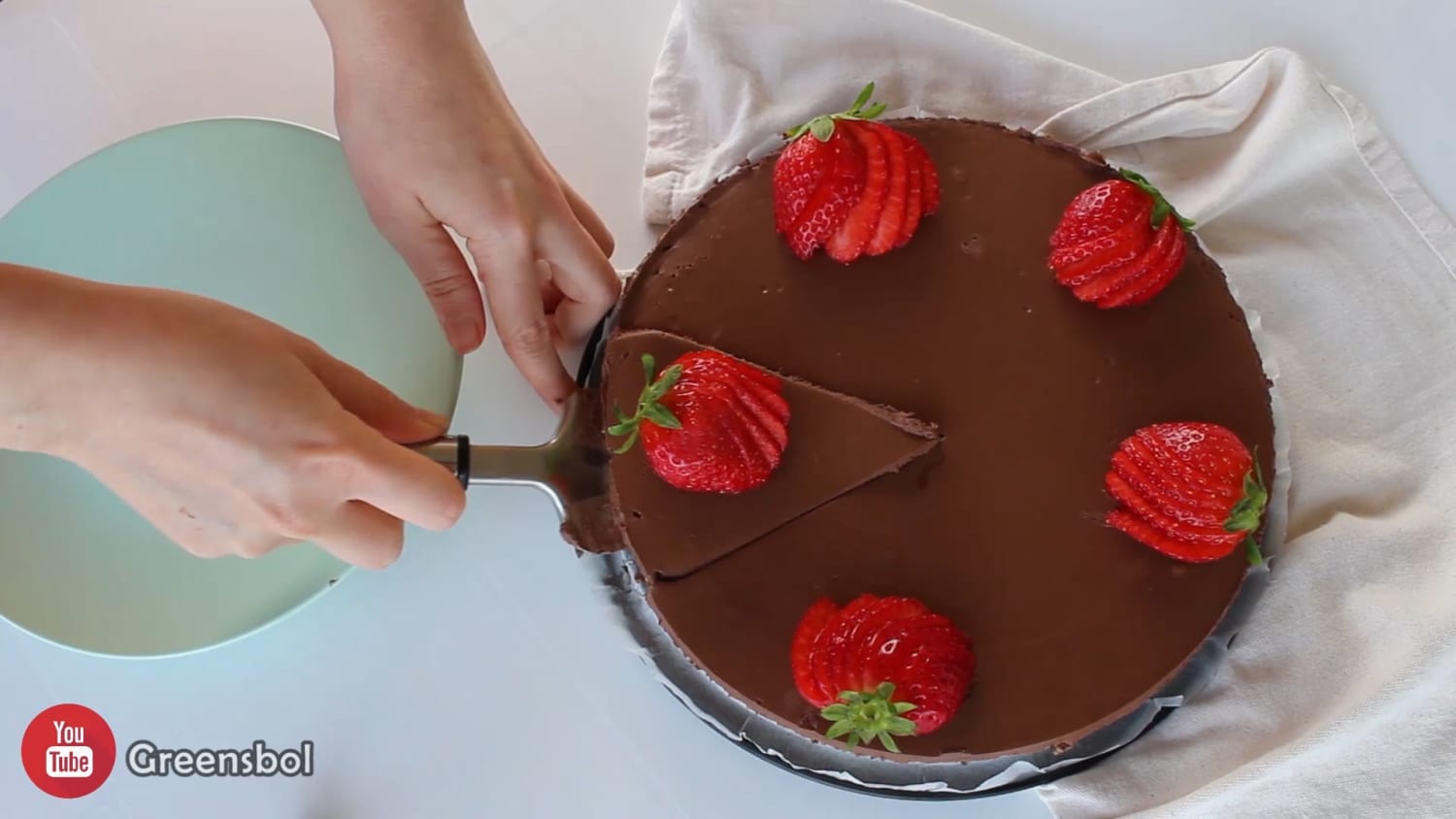 Easy delicious chocolate cake