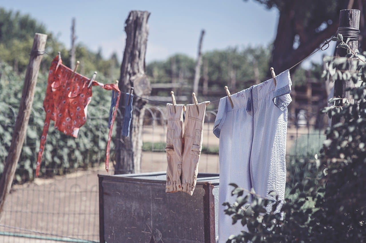 How to wash your clothes using vinegar, and why you should start doing it