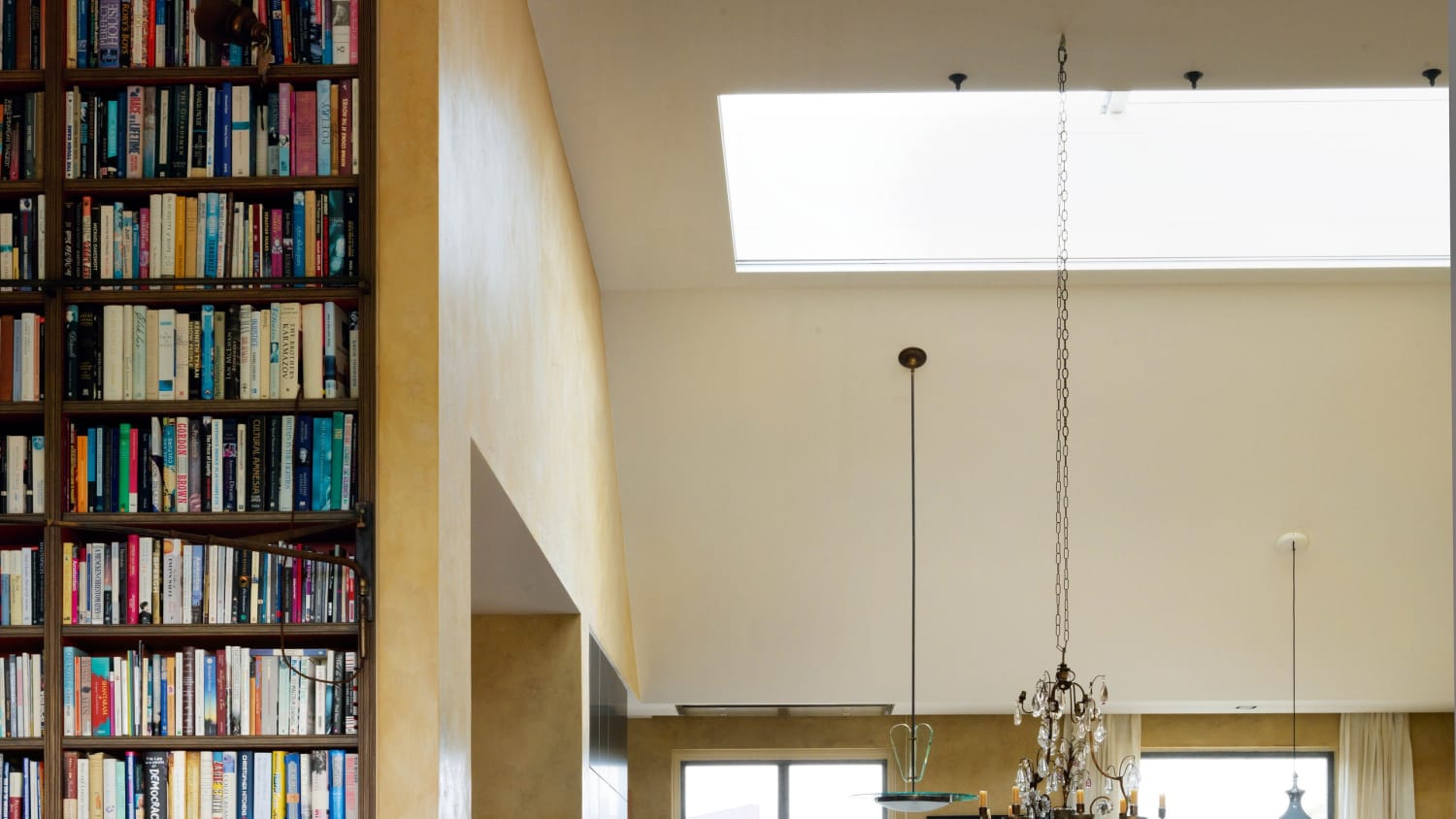 A bibliophile's understatedly luxurious apartment