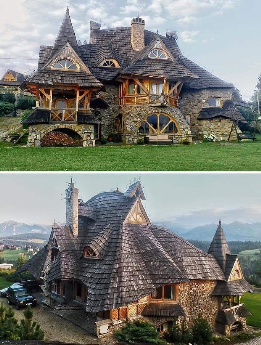 The “Witch house" wooden cottage in the Tatra mountains, Poland. 🏡😍