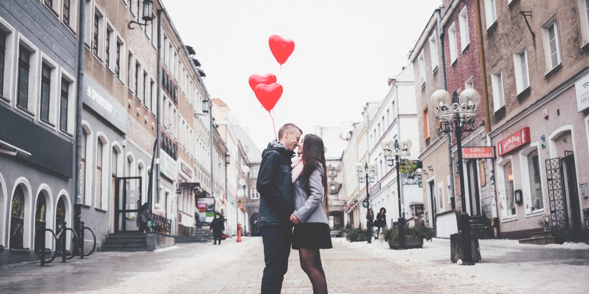 How and When to Start Budgeting for Valentine's Day