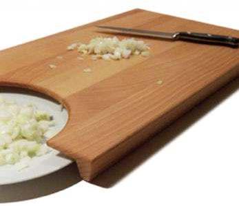 Transfer cutting board keeps kitchen benchtops clean