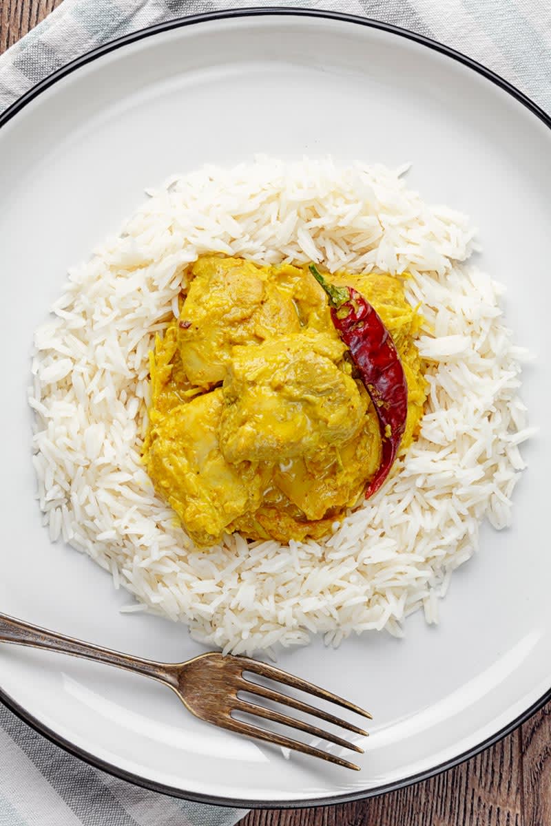 Fragrant & Golden Coconut Chicken Curry