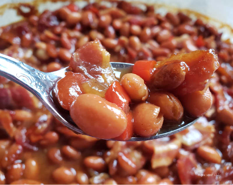 How to Make Baked Beans with Bacon From Scratch