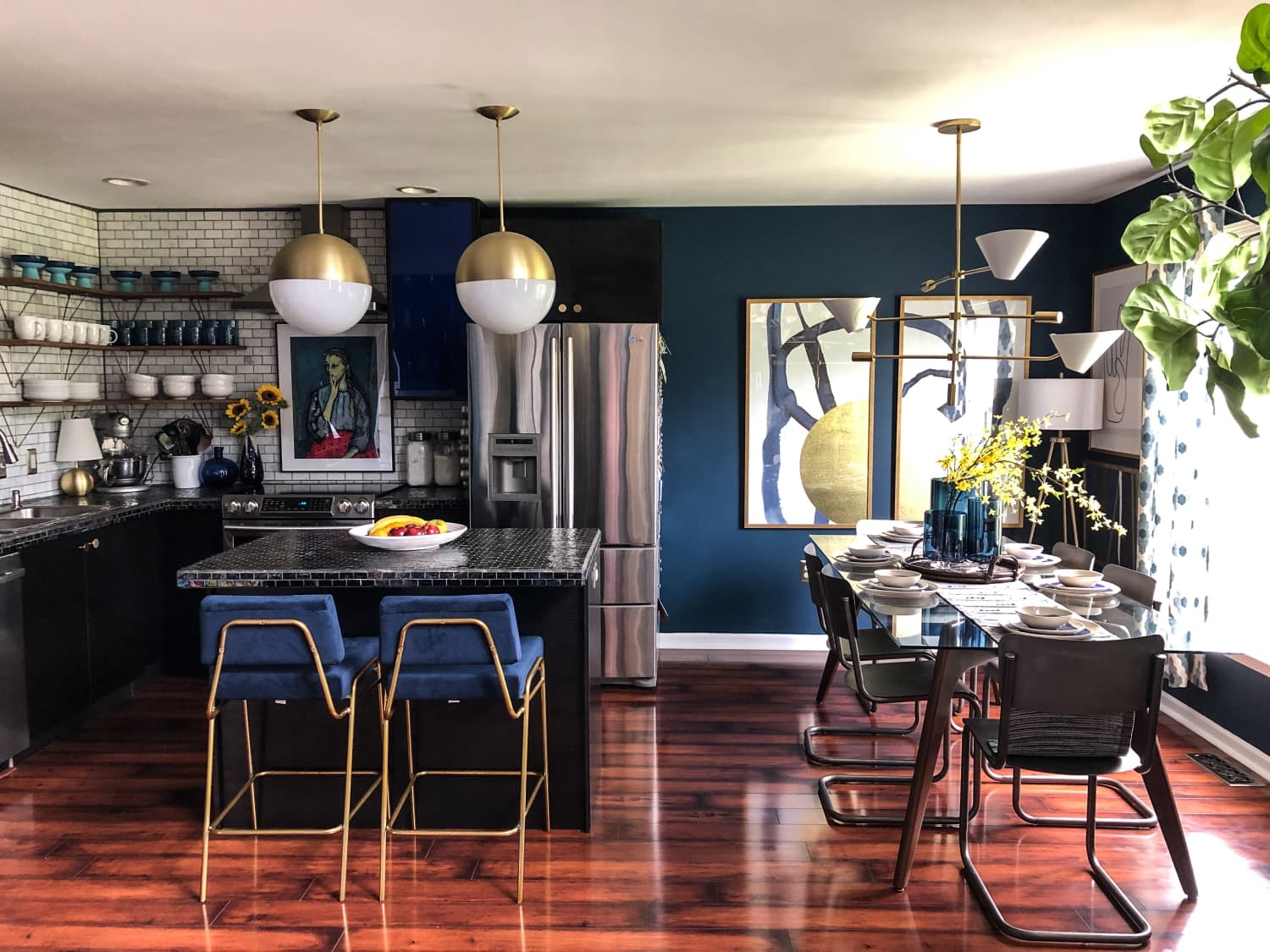 A Once-Beige Townhouse Is Now Incredibly Bold, Dramatic, and Colorful