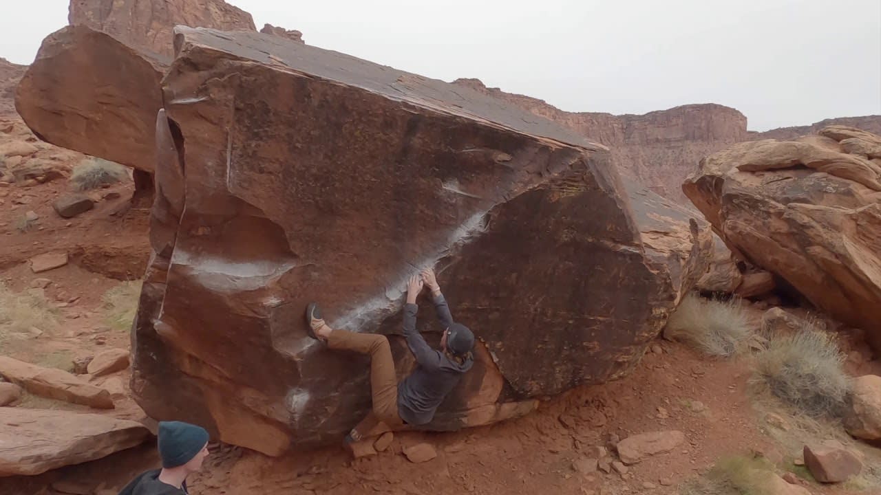 Spent Thanksgiving week in Moab and the Big Bend Bouldering area has some incredible blocs