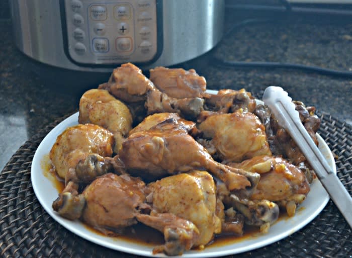 Large Batch Instant Pot Sticky Barbecue Chicken Drumsticks