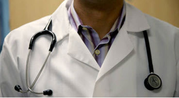 Malaysia government urged to set minimum doctors' fee