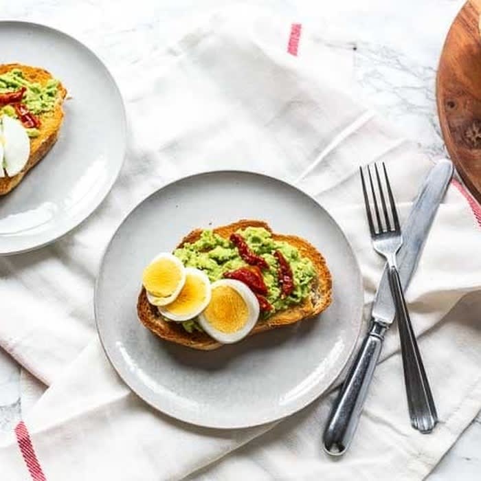 Simple avocado toast - The Tortilla Channel