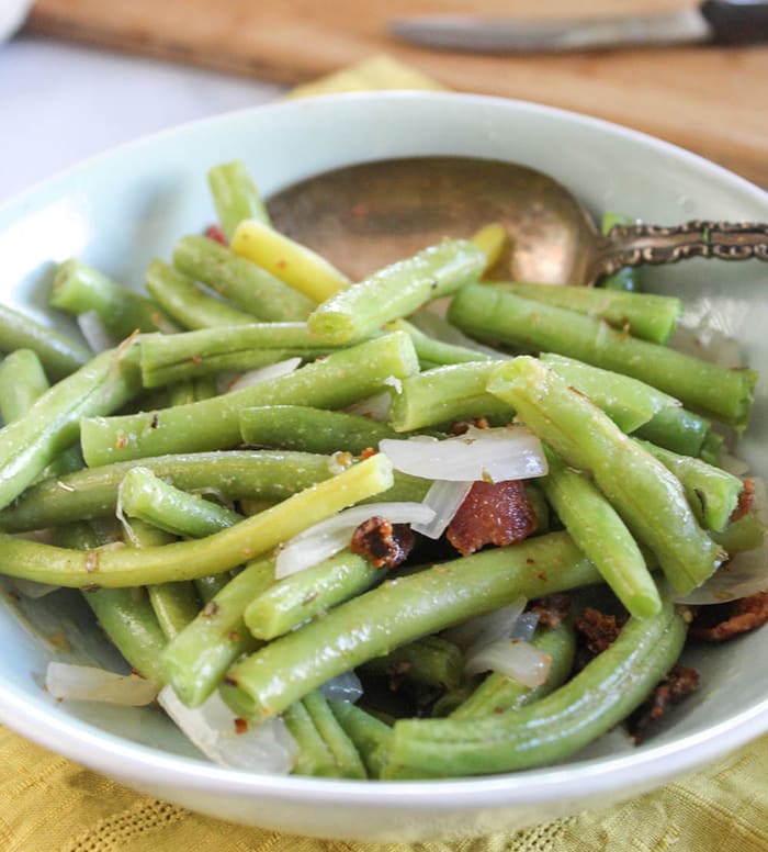 Green Beans with Bacon and Onions