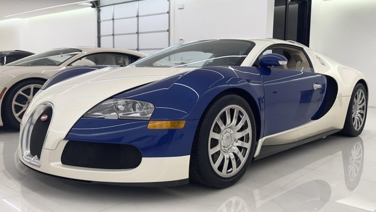 Is This The World's Most Clapped-Out Bugatti Veyron?