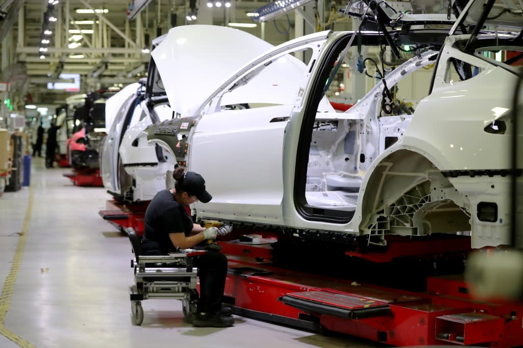 Tesla turnover: Production leader reportedly departs ahead of upcoming sales report