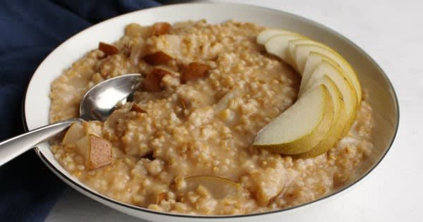 Honey and Pear Steel Cut Oatmeal in the Instant Pot