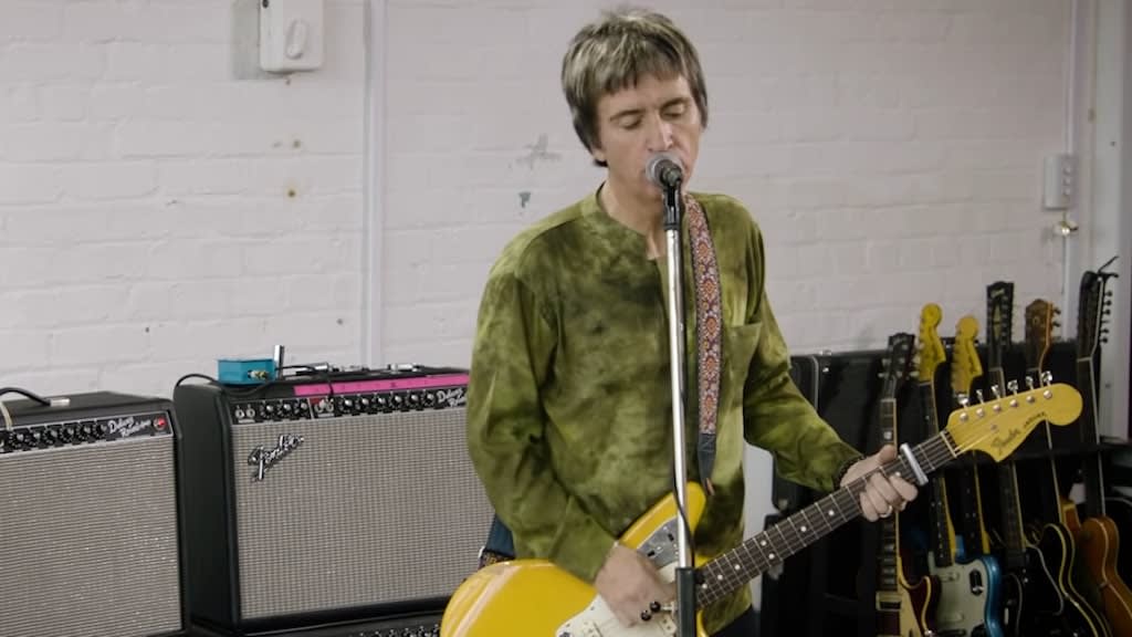 Johnny Marr Performs The Smiths' 'How Soon Is Now'
