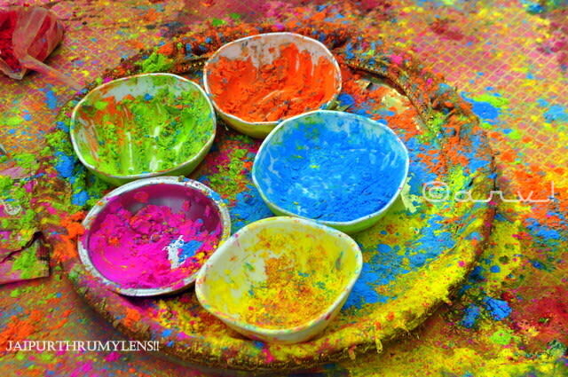 Why Holi In Jaipur Is A Sought After Experience Among Travelers?