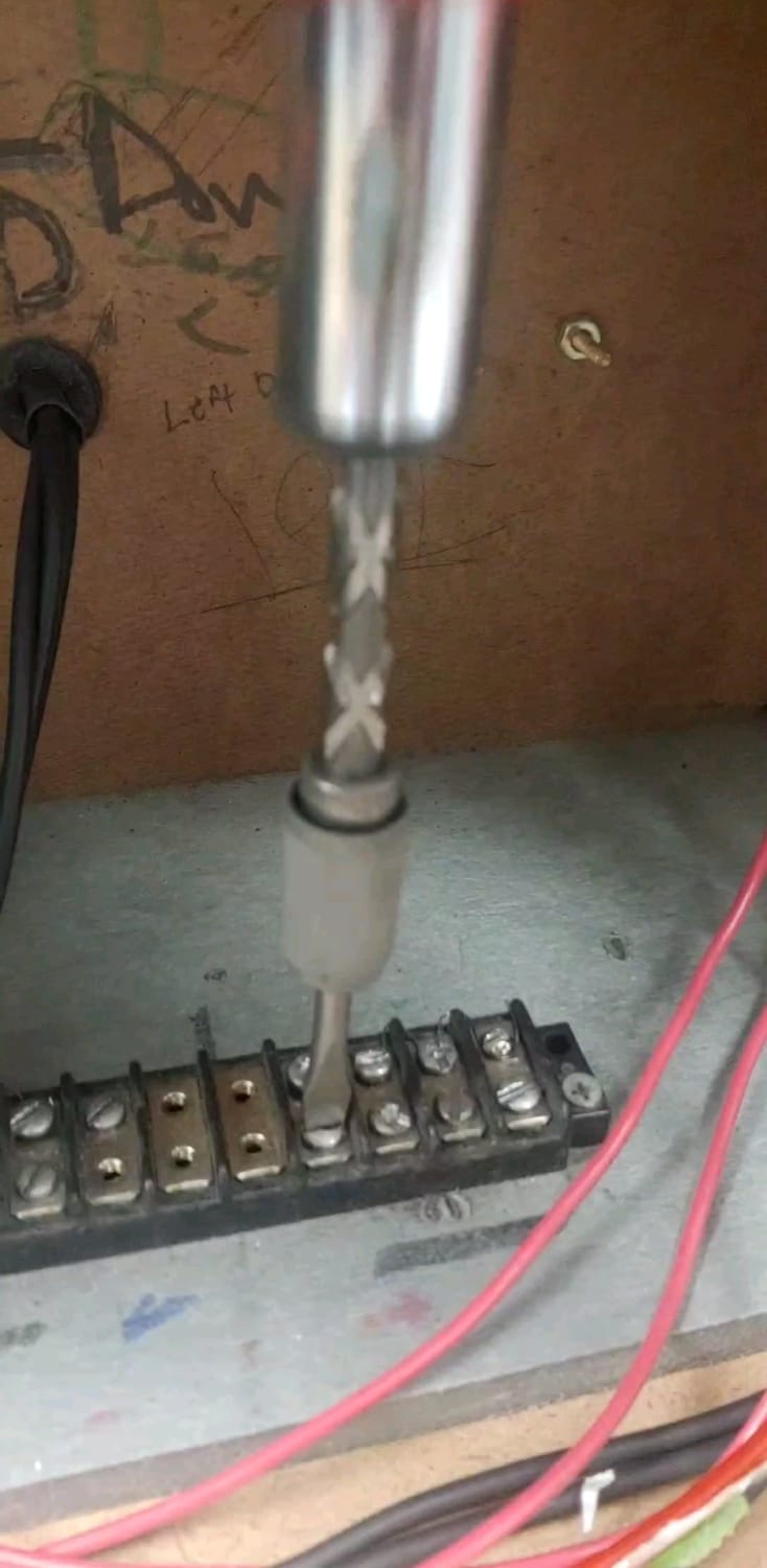 I managed to find myself a Yankee Screwdriver. You push down on it and