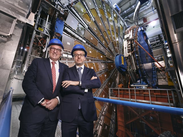 EU Commissioner Carlos Moedas visits CERN