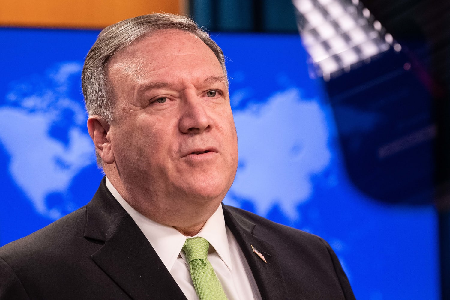 Pompeo declares that Hong Kong is no longer autonomous from China, threatening trade with U.S.