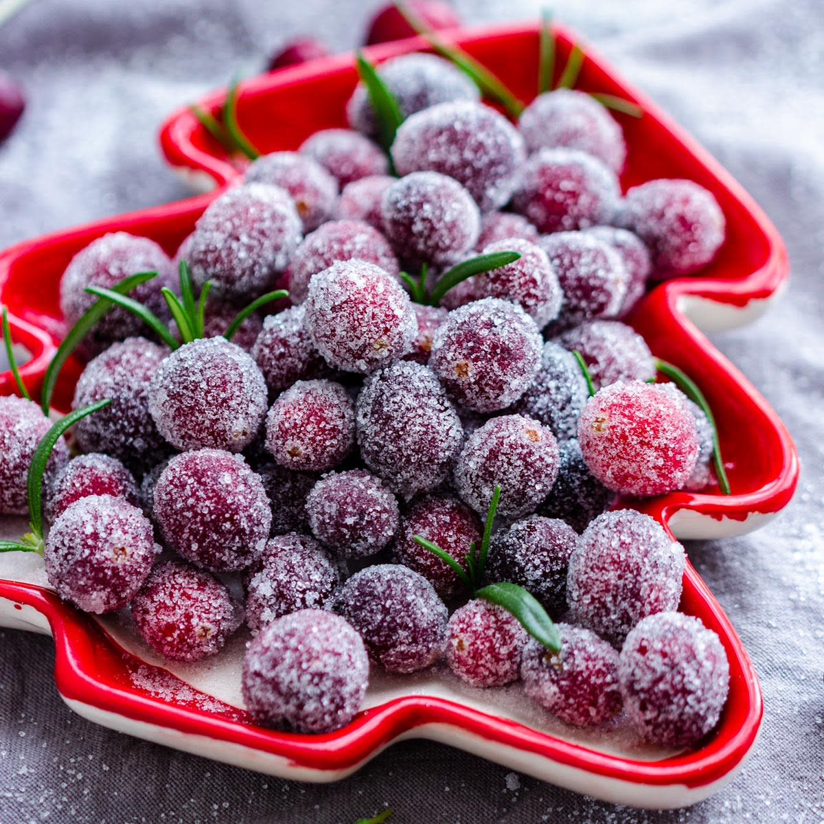 2-Ingredient Sugared Cranberries Recipe (Sugar Coated Cranberries)