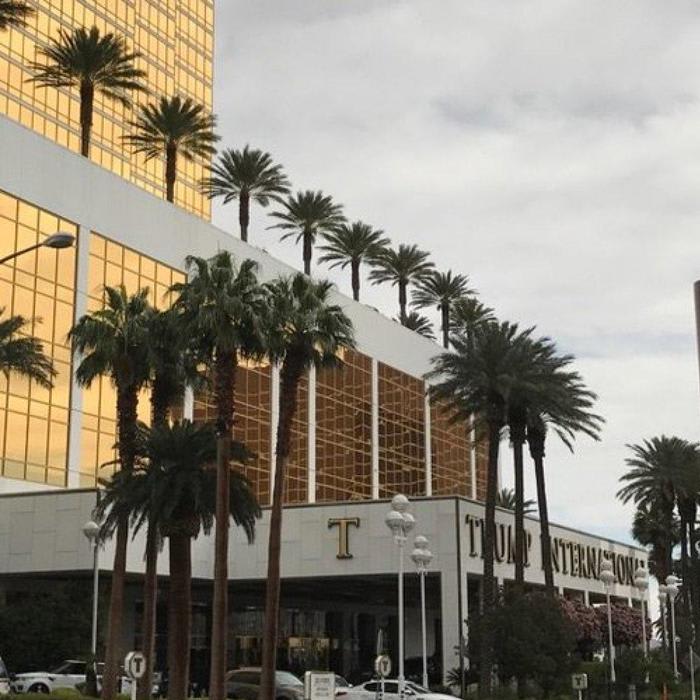 Window washer dies after fall from Trump Hotel in Las Vegas