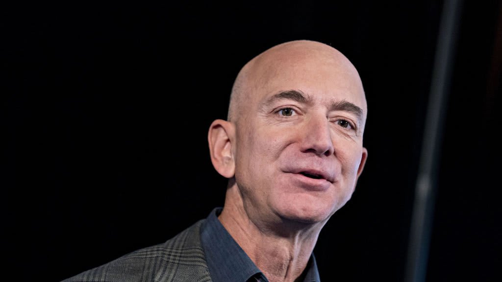 Jeff Bezos Says 10 Choices Lead to a Life Without Regrets