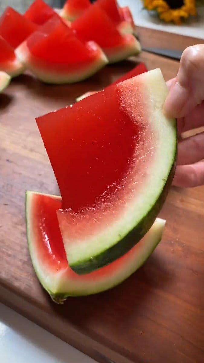 Sweet, sour and SPIKED Watermelon Jell-O Shots 🍉 Follow @foodnetwork on TikTok for more: https://t.co/W3cST1weSi Get the recipe:
