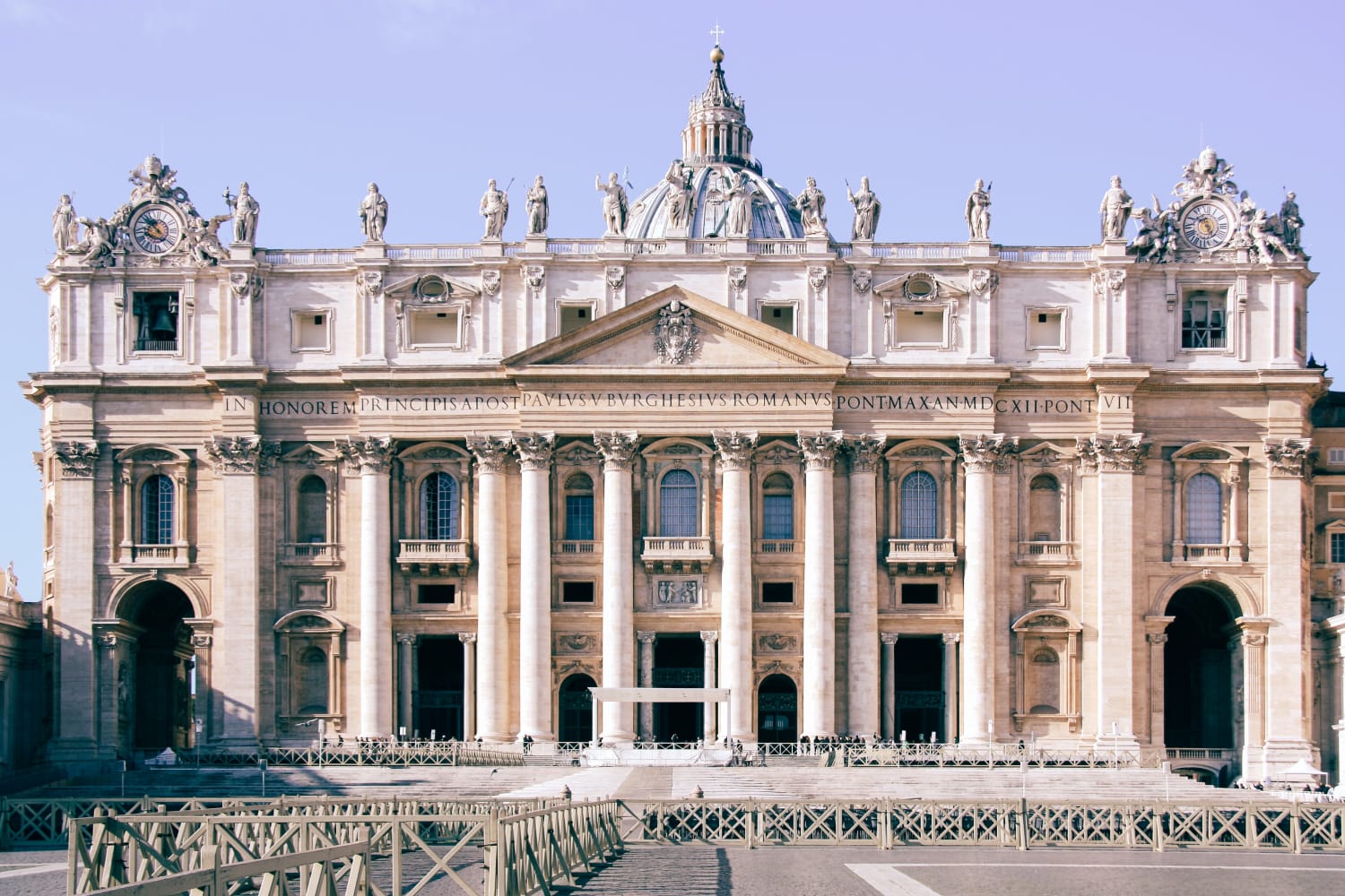 Facade of The Papal Basilica of St. Peter in the Vatican (Photo credit to iam_os)