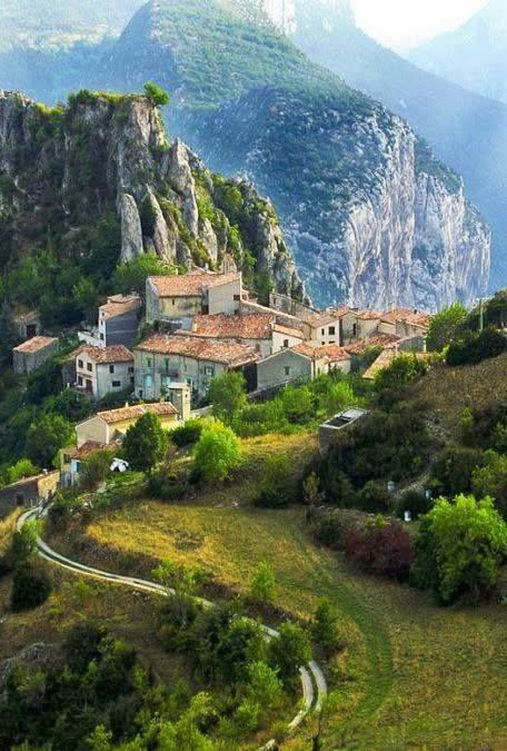 Village Rougon, Provence, Alpes, France - Delicious World and Travel