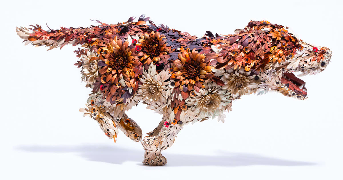 Finely Wrought Metal Flowers and Leaves Form the Bodies of Mammals and Birds in Sculptures by Taiichiro Yoshida