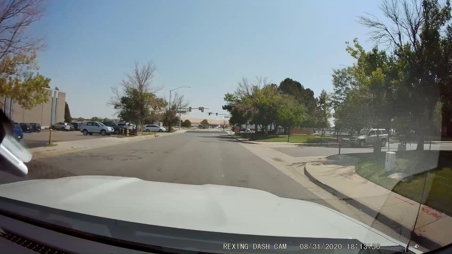 After 4 months of owning my dashcam, I caught an idiot in the wild.