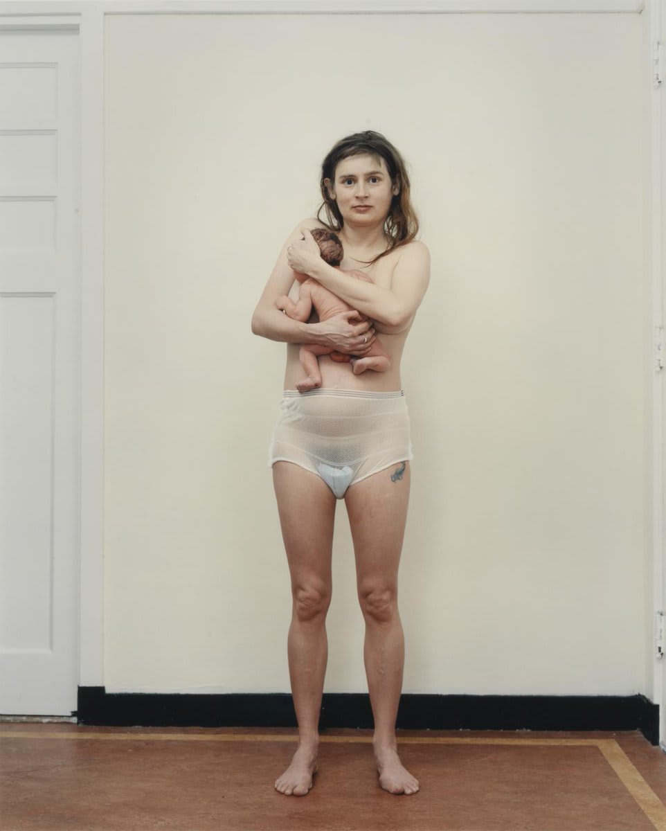 Rineke Dijkstra photographs women after giving birth, and they are a profound, intimate documentation of love in its most primal form. The women appear at once vulnerable and invincible. https://t.co/qo0bNp6wfJ Today we celebrate the strength & love of all mothers 💐